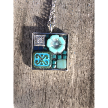 Mosaic Pendant Turquoise flower